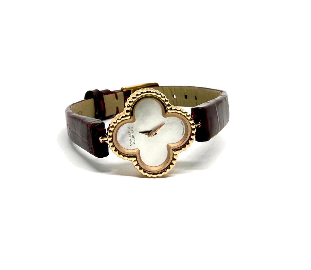 Van Cleef & Arpels Sweet Alhambra Or Rose 18 carats Nacre VCAR08SF00 – Image 4