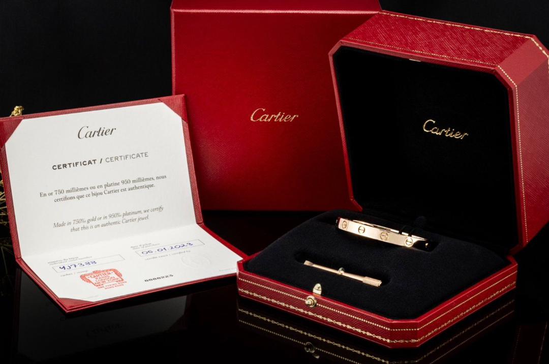Bracelet Cartier Love Classic en or rose 18 carats, taille 16