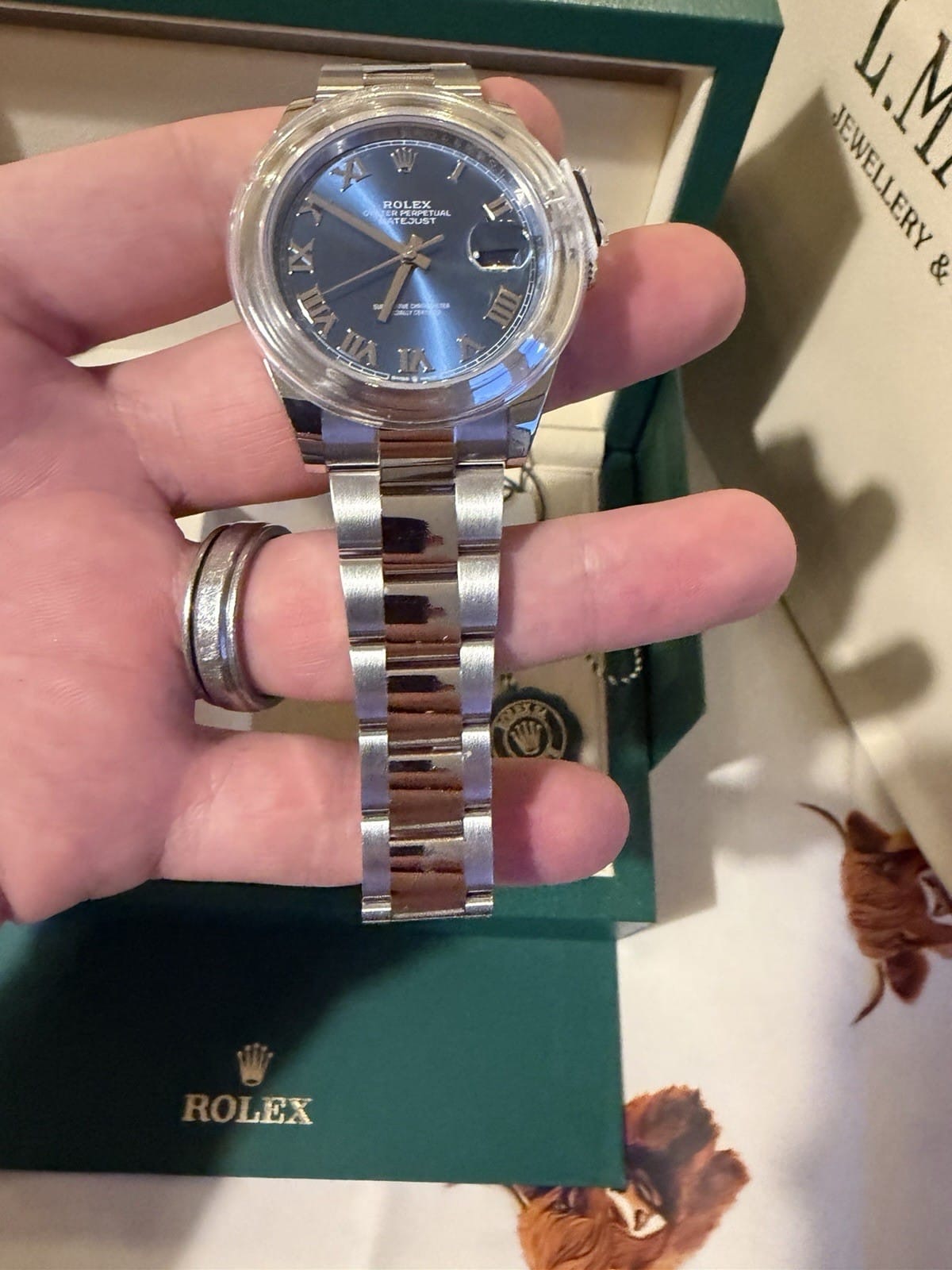 Rolex Datejust 41 Oyster M126300-0017 de 2025, avec boîte et papiers. – Image 2