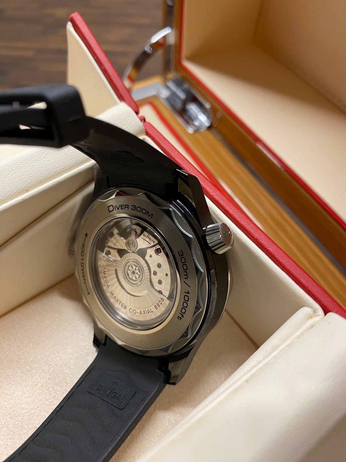 Omega Seamaster Diver 300 Céramique, Réf. : 210.92.44.20.01.001 – Image 8