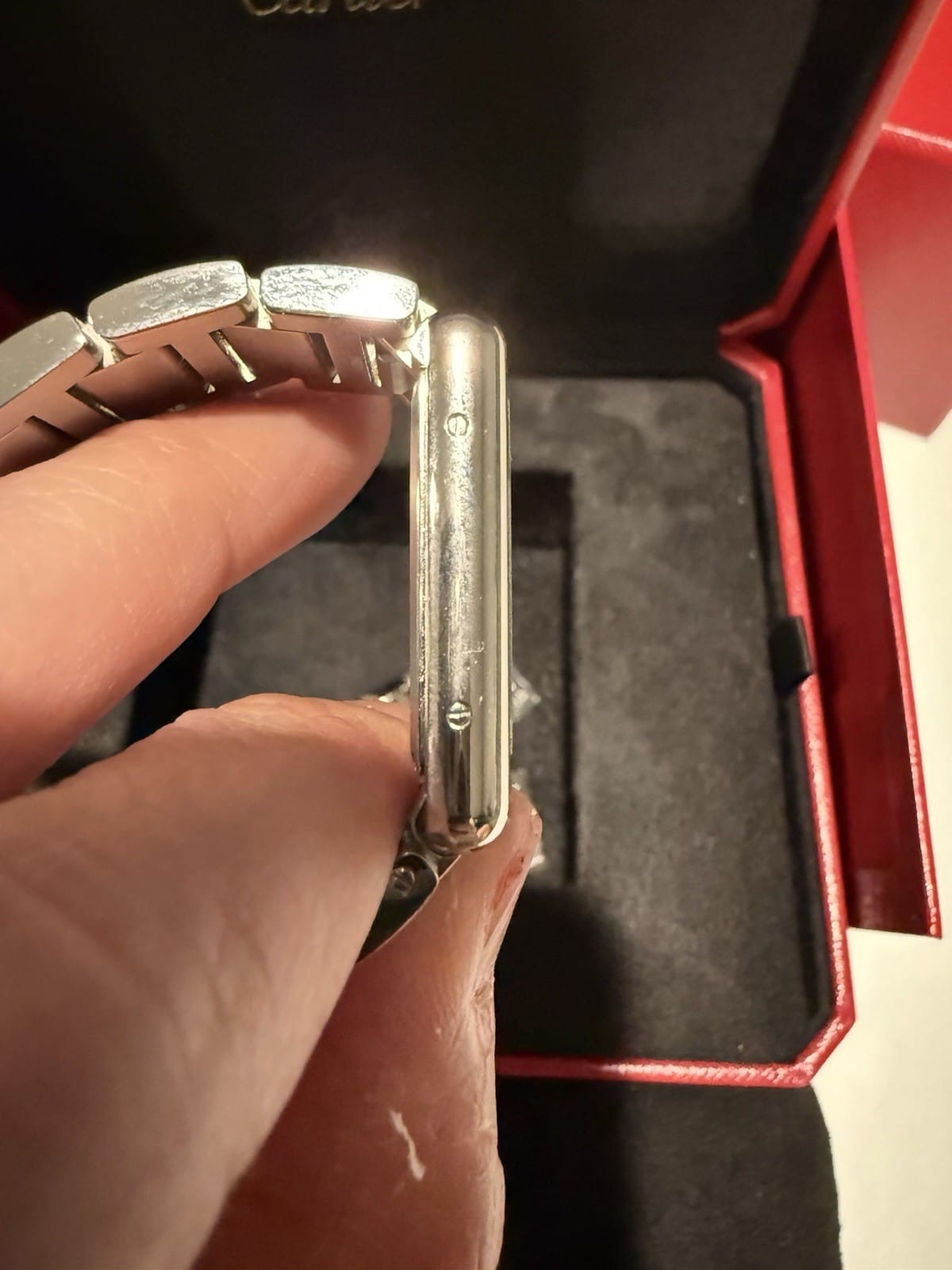 Cartier Tank Must Large Solarbeat Wsta0122 Modèle 2024 – Image 8