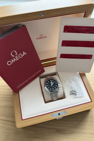 OMEGA Seamaster Aqua Terra laquée noire 2024 220.10.41.21.01.002