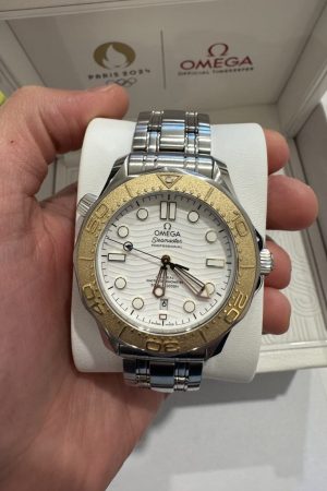 Omega Seamaster 300M « Paris 2024 » Or | Cadran blanc 522.21.4220.04.001 Coffret complet