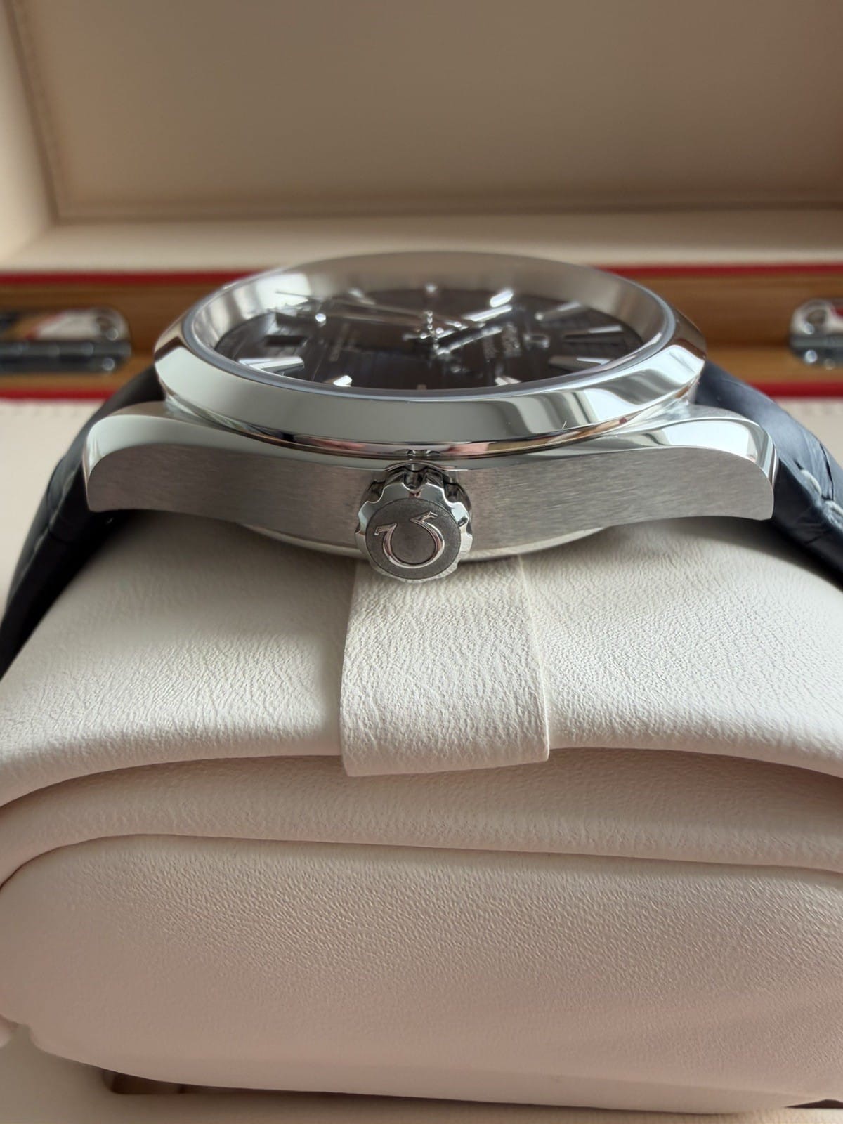 OMEGA Seamaster Aqua Terra 150M Bleu 2021 38mm 220.13.38.20.03.001 – Image 7