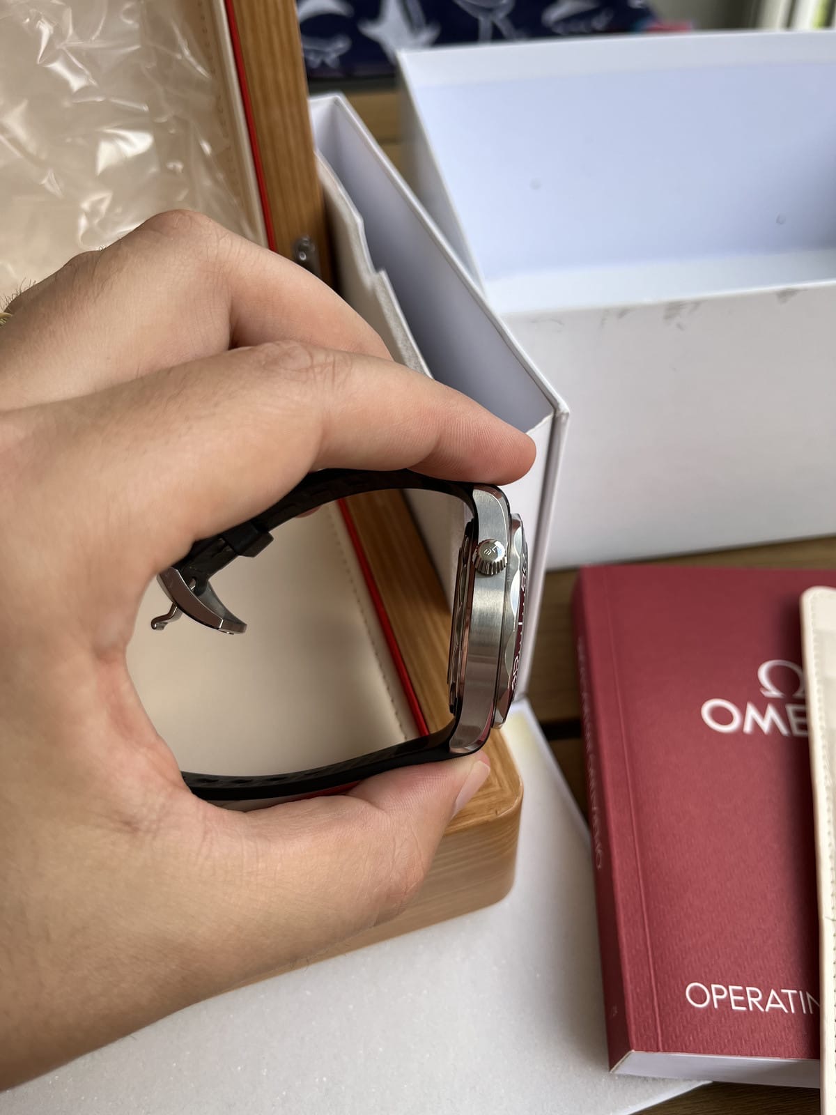 OMEGA Seamaster Diver 300M Cadran Blanc Bracelet Caoutchouc 2022 Boîte et Papiers – Image 19