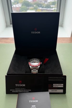 Tudor Black Bay 58 GMT 7939G1A0NRU, coffret complet, papiers, automatique