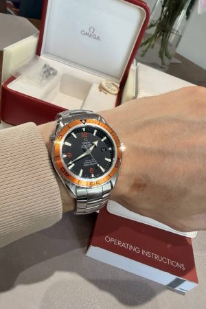 Omega Seamaster Planet Ocean Chronomètre Co-Axial 600 m / 2000 ft – Réf. 2208.50.00