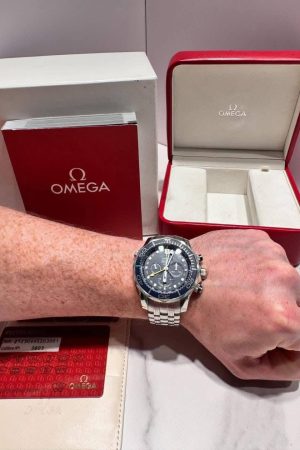 Omega Seamaster GMT Chronographe Coaxial Montre de plongée 300M 212.30.44.52.03.001