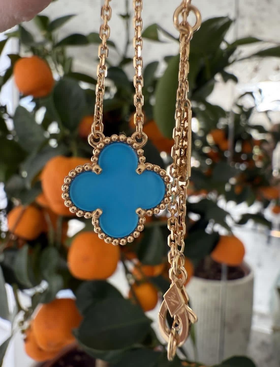 Pendentif Van Cleef & Arpels Vintage Alhambra Agate Or Jaune 750 Coffret