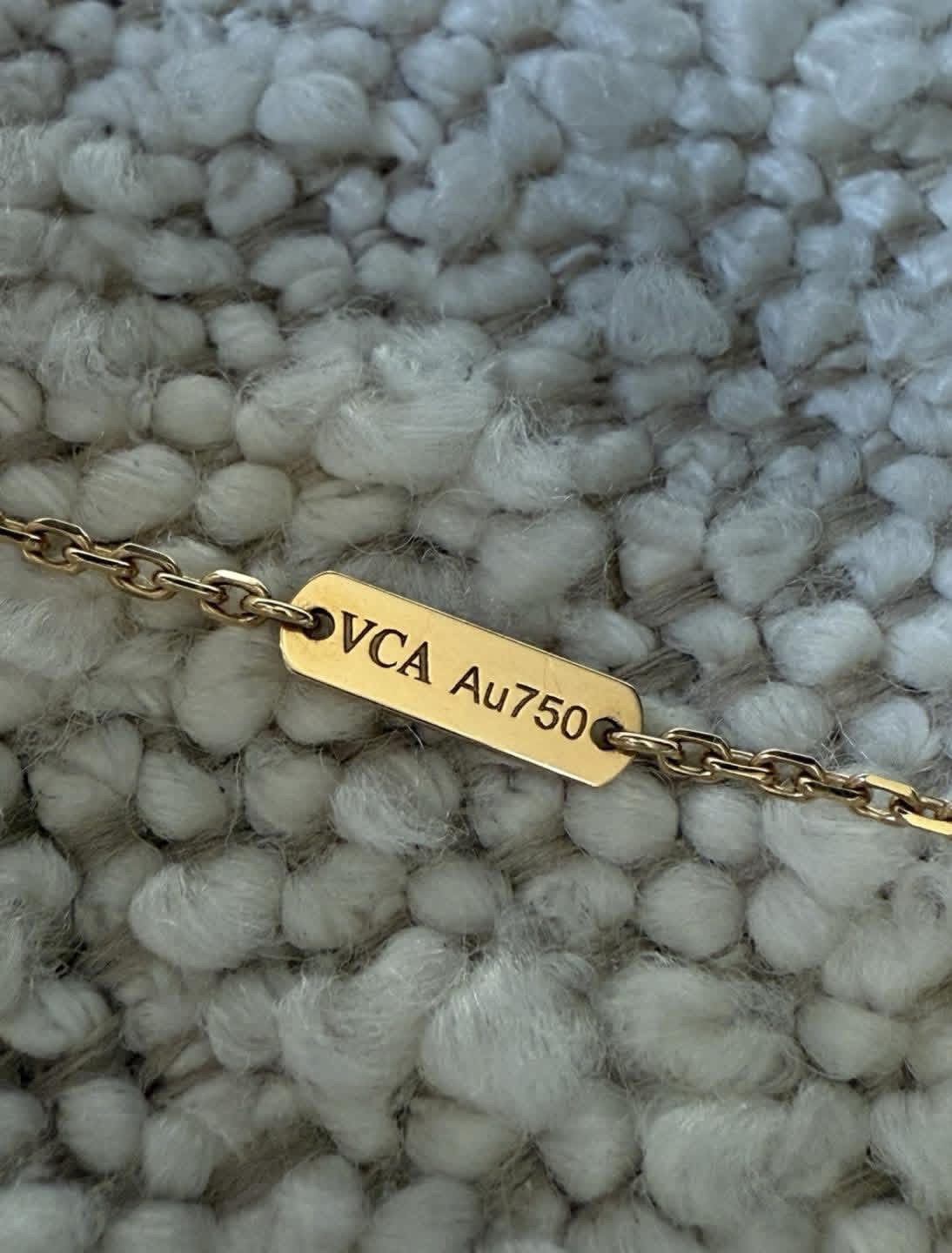 Pendentif Van Cleef & Arpels Vintage Alhambra Agate Or Jaune 750 Coffret – Image 23