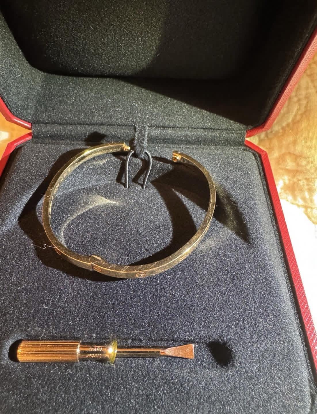 Bracelet Cartier LOVE (petit) Or rose Taille 16 – Image 6