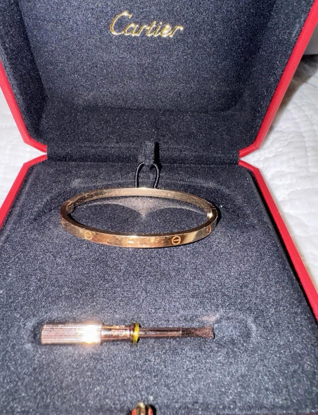Bracelet Cartier LOVE (petit) Or rose Taille 16 – Image 11