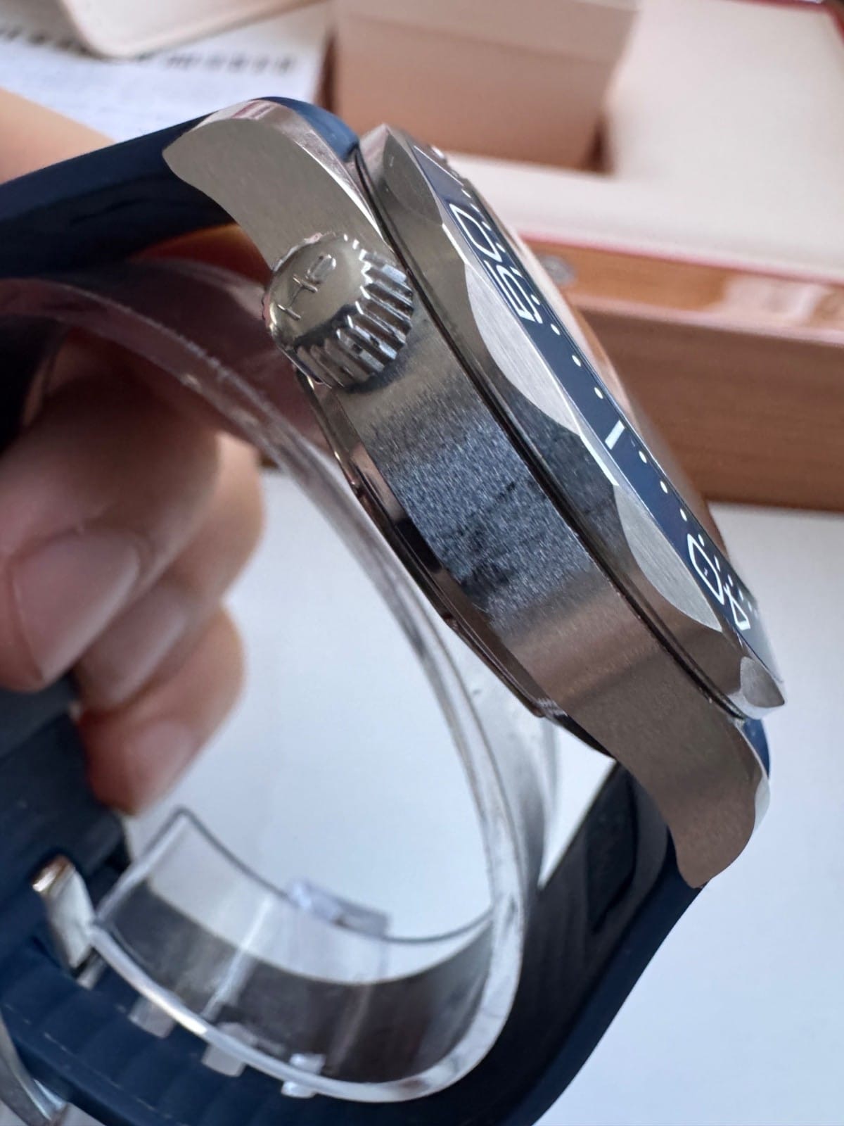 Montre homme OMEGA Seamaster bleue, bracelet en caoutchouc, édition 2019 - 210.32.42.20.03.001 – Image 9
