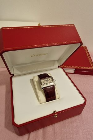 Montre Cartier Tank Divan pour femme, en acier inoxydable, bracelet rouge, 32 mm, réf. 2599