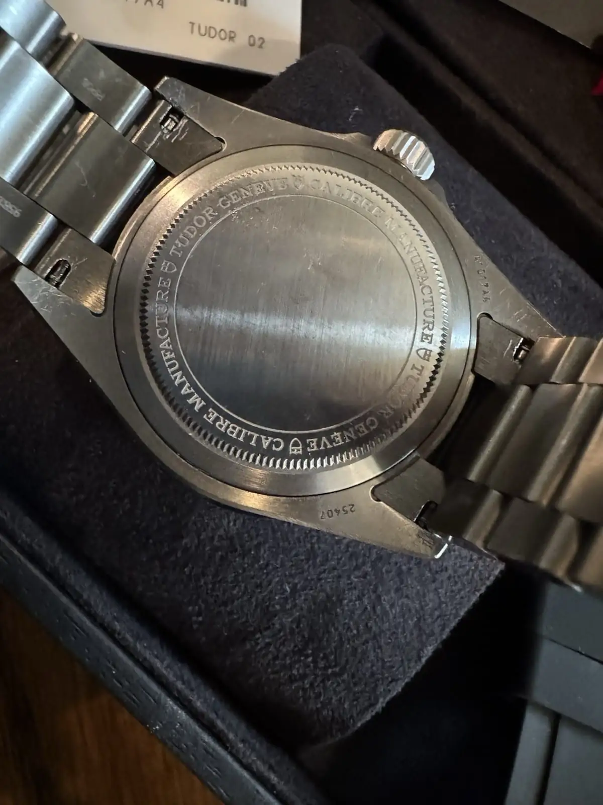 Montre TUDOR Pelagos 39 mm en titane, automatique, cadran noir, référence 25407N (2024) – Image 10