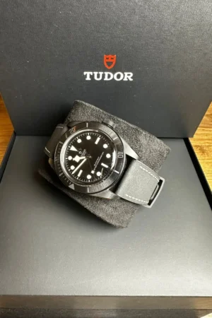 Montre homme TUDOR Black Bay noire - 79210CNU-0001