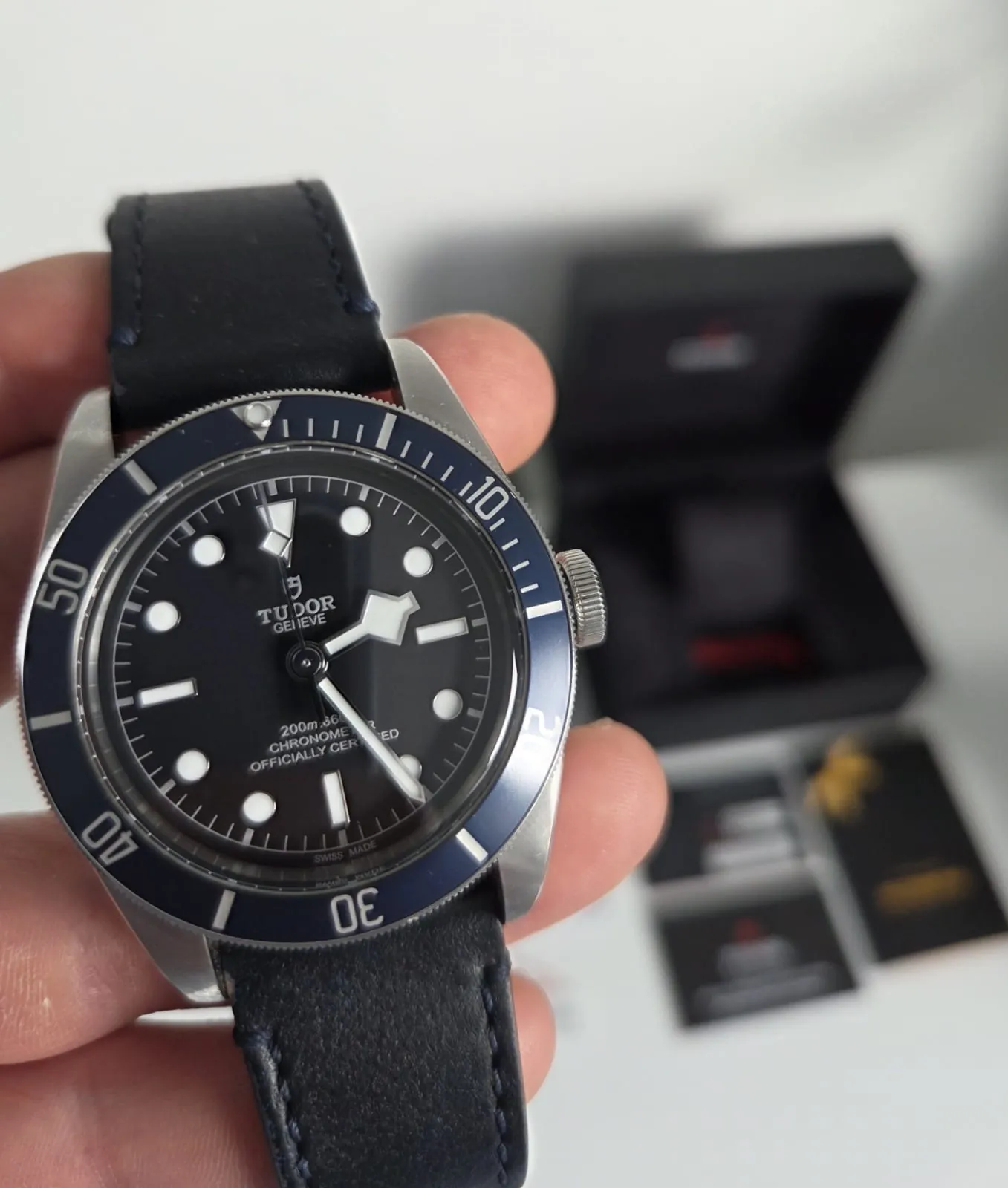 TUDOR Black Bay 41 mm Lunette bleue Montre automatique Ensemble complet 2022 – Image 2