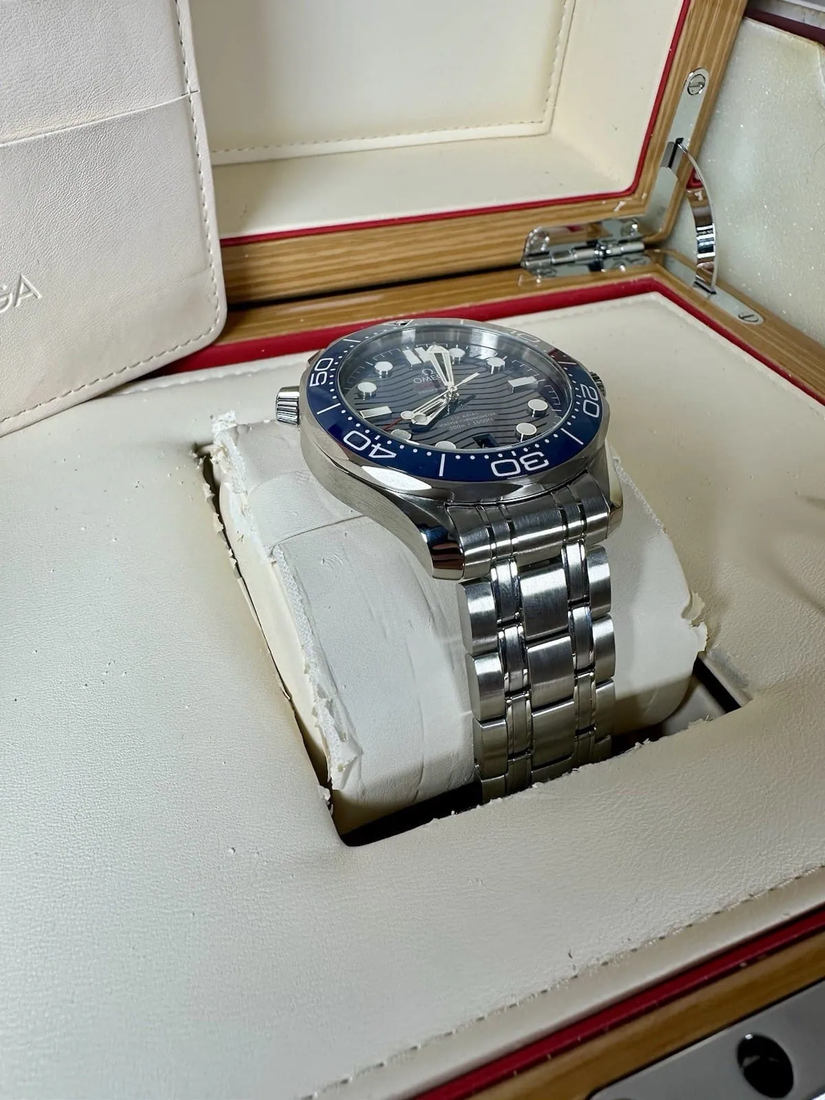 Omega Seamaster 300M Bleue | 210.30.42.20.03.001 | 2023 | Boîte, papiers, étiquette volante – Image 5