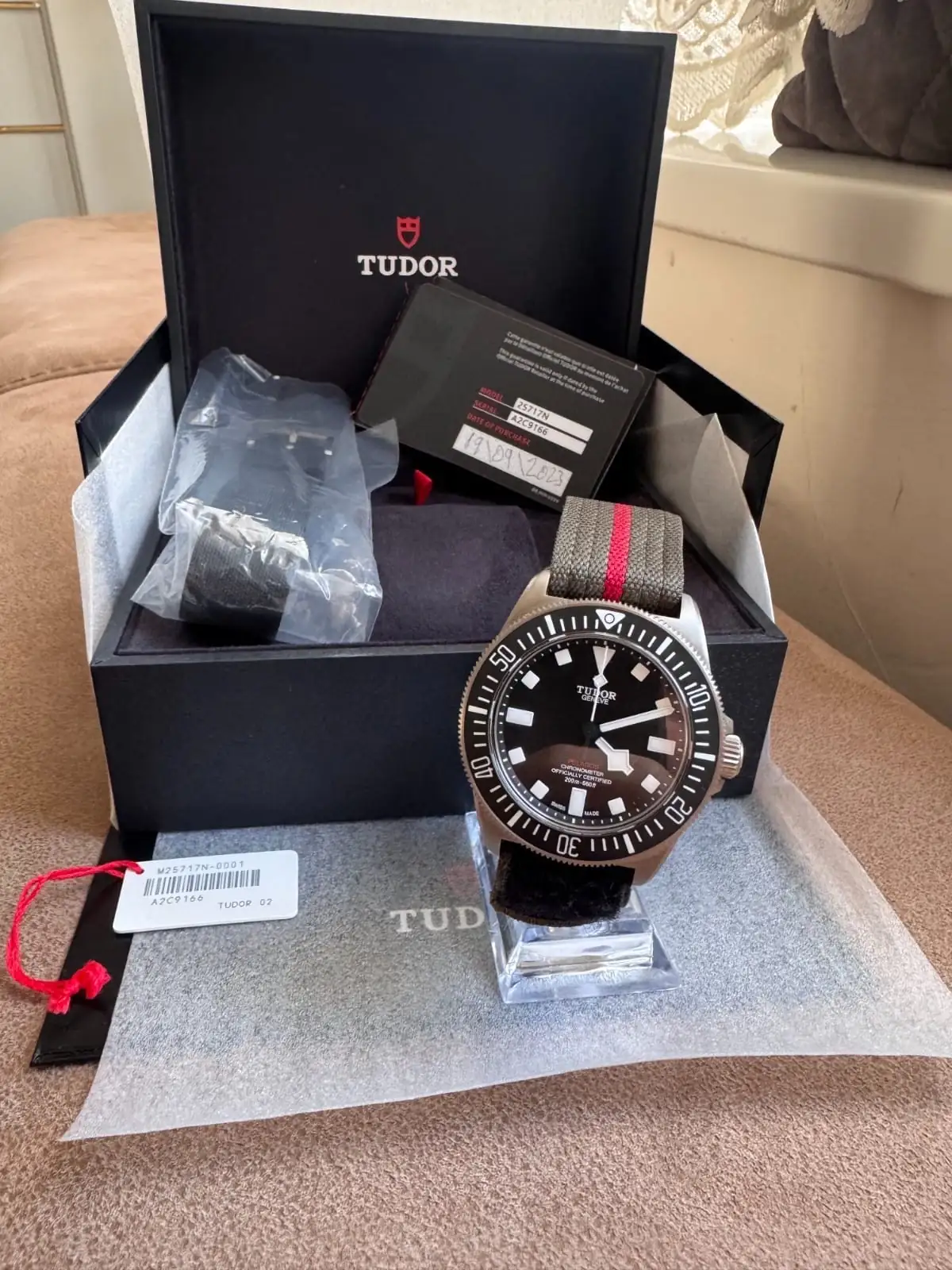 TUDOR Pelagos FXD Cadran Noir Titane 42mm 25717N Ensemble Complet 2023