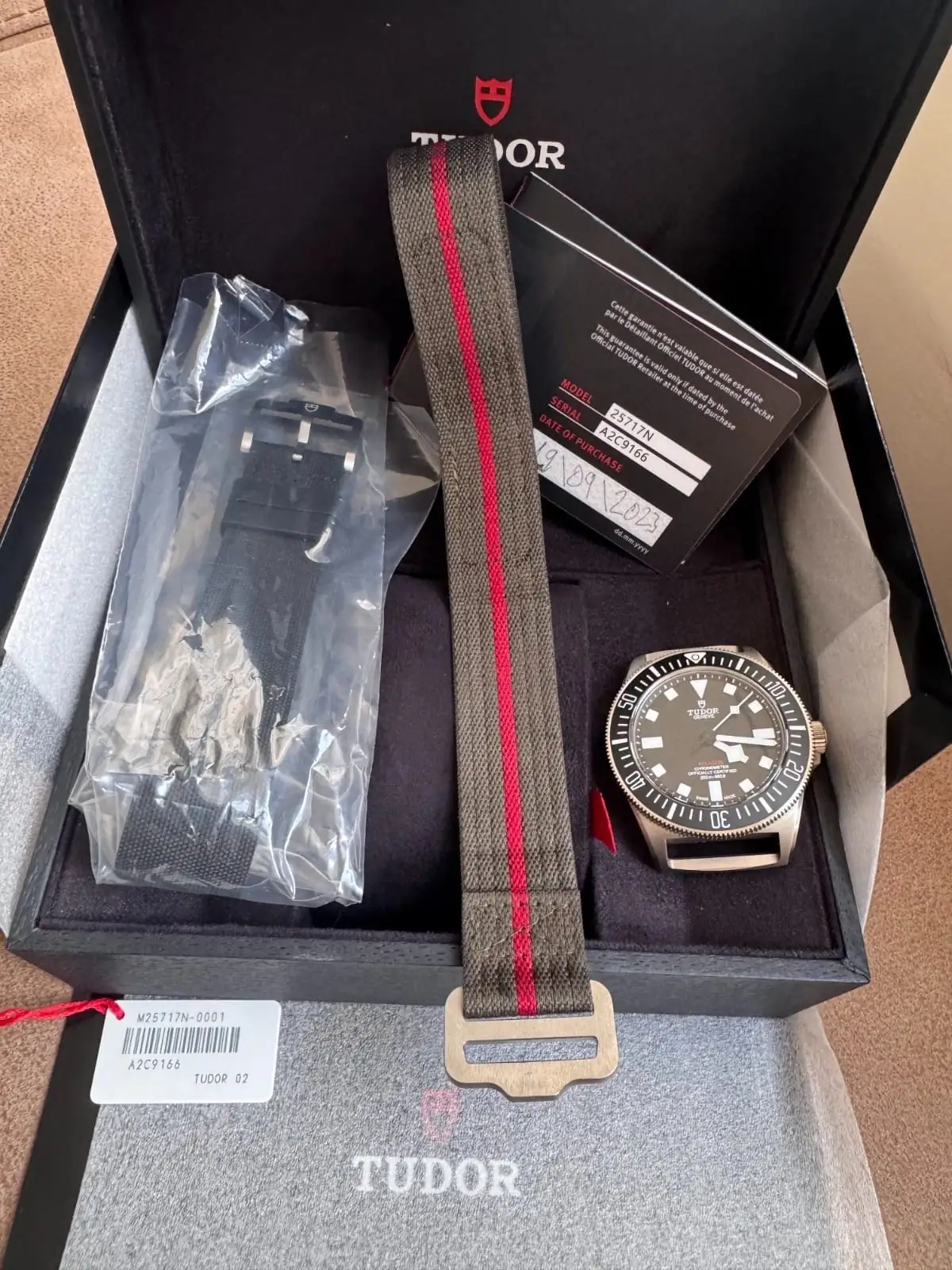 TUDOR Pelagos FXD Cadran Noir Titane 42mm 25717N Ensemble Complet 2023 – Image 18