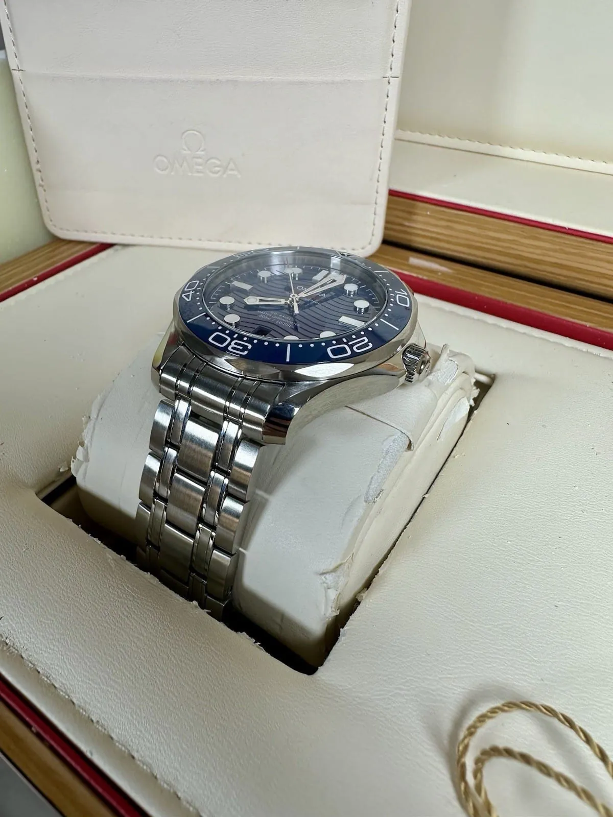 Omega Seamaster 300M Bleue | 210.30.42.20.03.001 | 2023 | Boîte, papiers, étiquette volante – Image 4