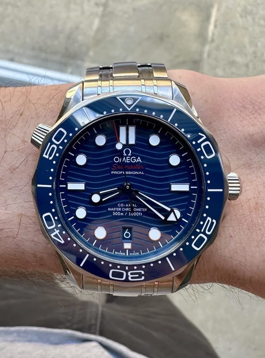 Omega Seamaster 300M Bleue | 210.30.42.20.03.001 | 2023 | Boîte, papiers, étiquette volante – Image 10