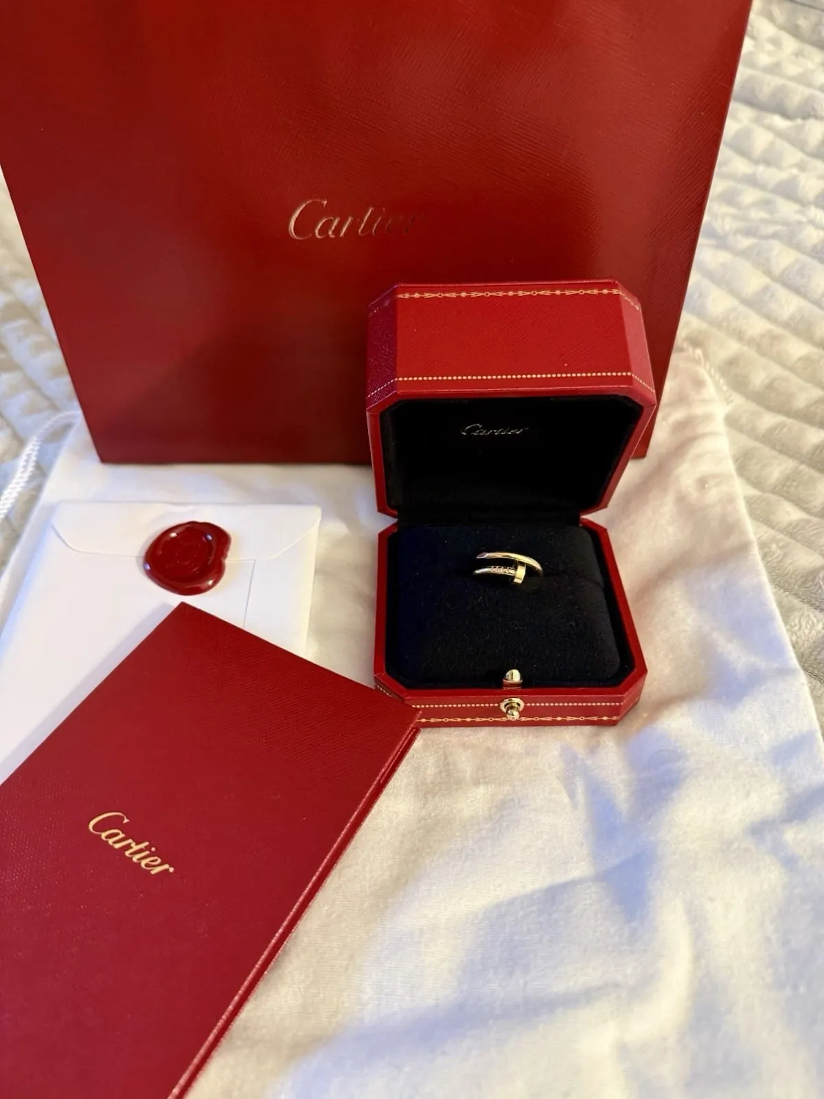 Bague Cartier , JUSTE UN CLOU modèle classique, 100 % authentique. Or jaune, taille 49.