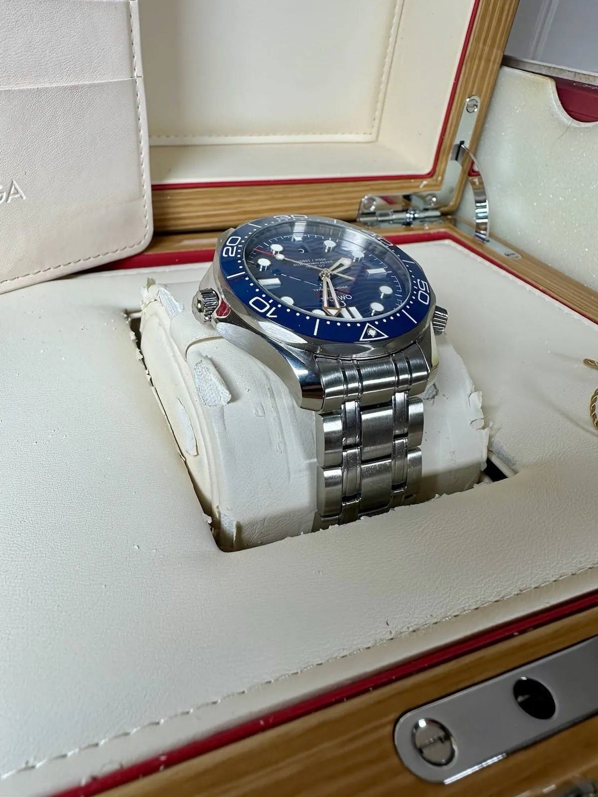 Omega Seamaster 300M Bleue | 210.30.42.20.03.001 | 2023 | Boîte, papiers, étiquette volante – Image 6