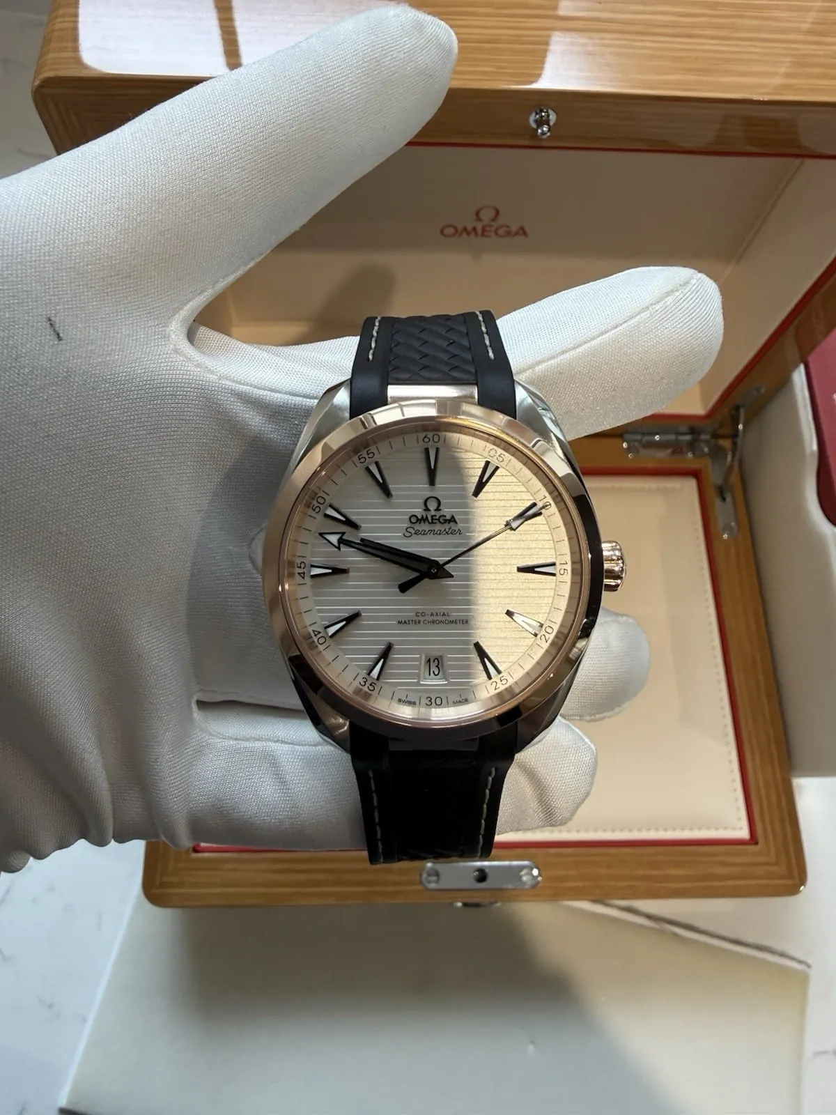 OMEGA Seamaster Aqua Terra 41 Or Sedna 220.22.41.21.02.001
