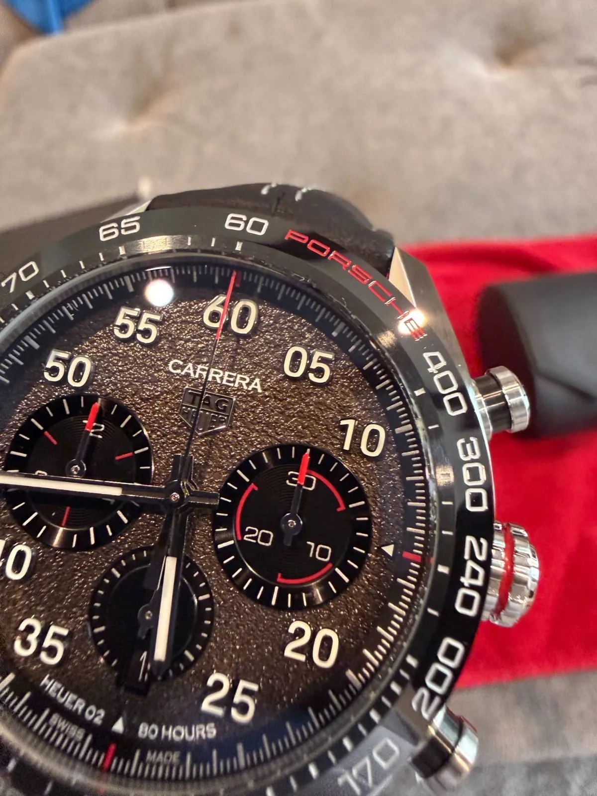 TAG Heuer Carrera Porsche Édition Spéciale CBN2A1F.FC6492 – 44 mm – Heuer 02 – Jeu complet – Image 4