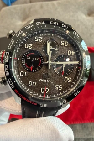 TAG Heuer Carrera Porsche Édition Spéciale CBN2A1F.FC6492 – 44 mm – Heuer 02 – Jeu complet